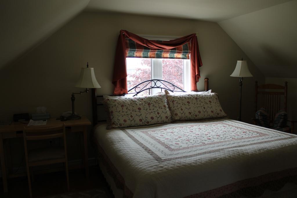 Mackenzie House B&B By Elevate Rooms Port Hawkesbury Δωμάτιο φωτογραφία