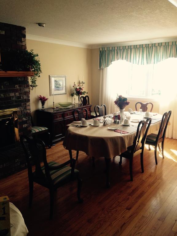 Mackenzie House B&B By Elevate Rooms Port Hawkesbury Εξωτερικό φωτογραφία