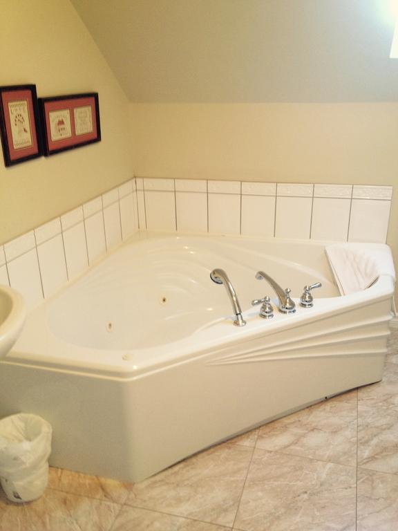Mackenzie House B&B By Elevate Rooms Port Hawkesbury Εξωτερικό φωτογραφία