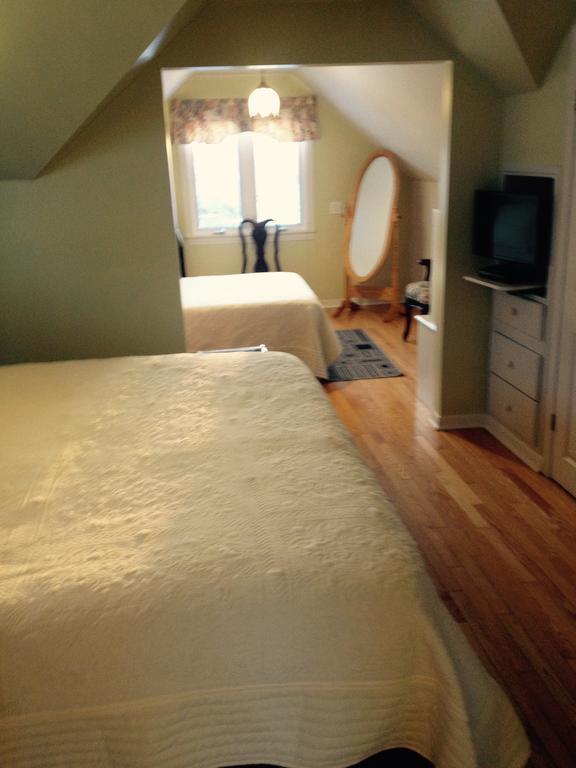 Mackenzie House B&B By Elevate Rooms Port Hawkesbury Εξωτερικό φωτογραφία
