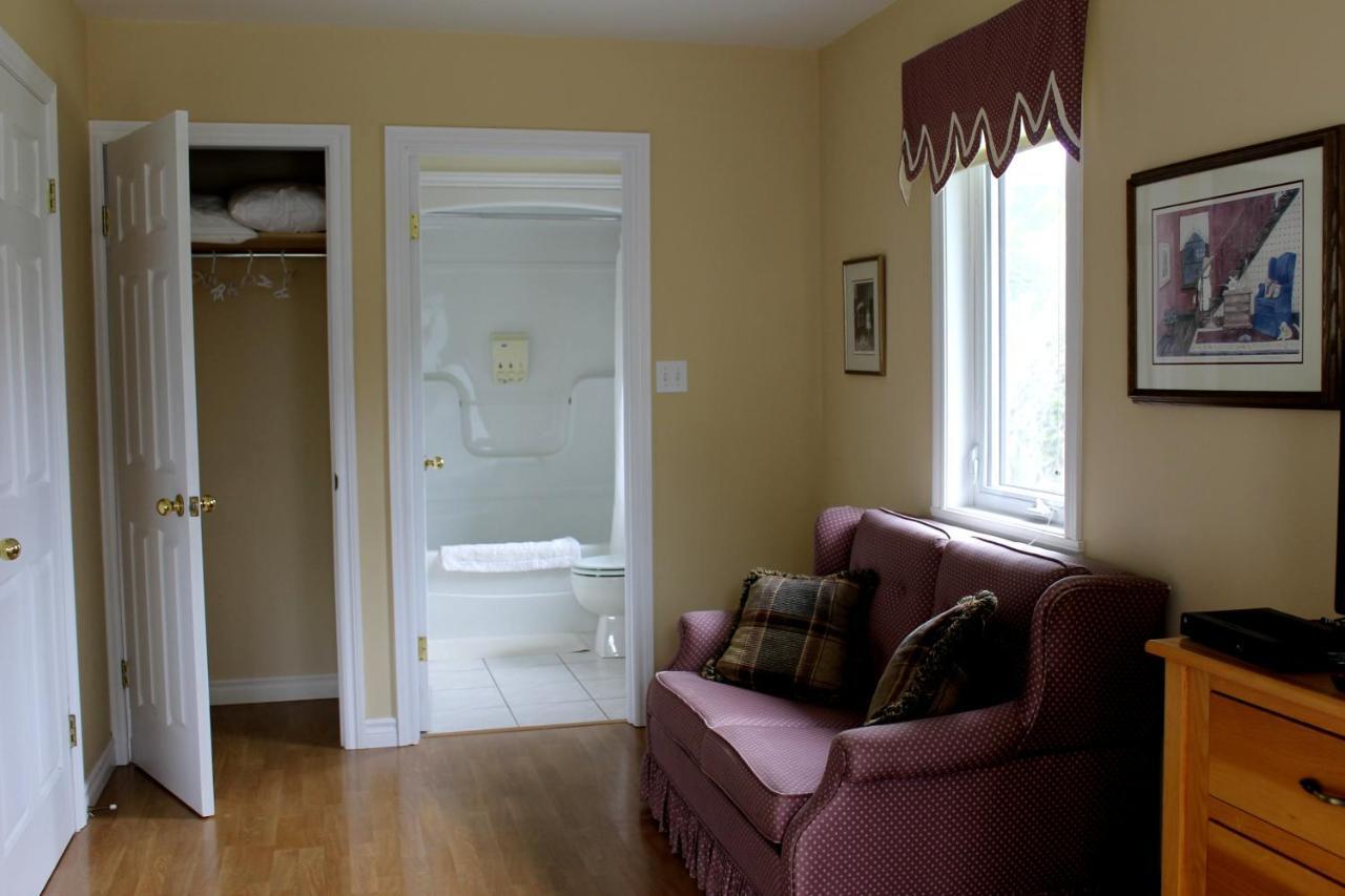 Mackenzie House B&B By Elevate Rooms Port Hawkesbury Εξωτερικό φωτογραφία